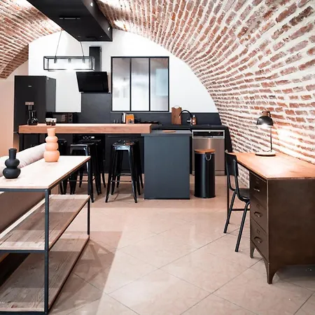 Le Rinaldi Loft Апартаменты Альби